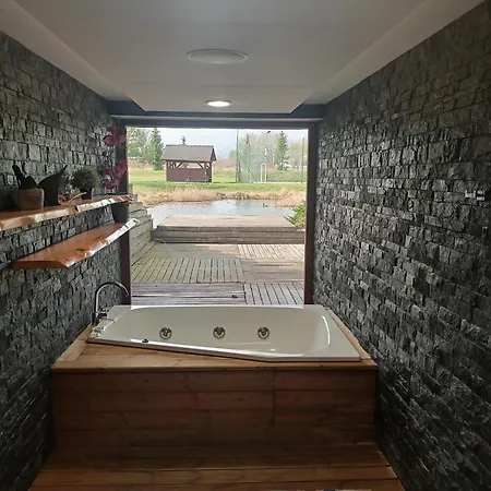 Paula Vel'ka Lomnica