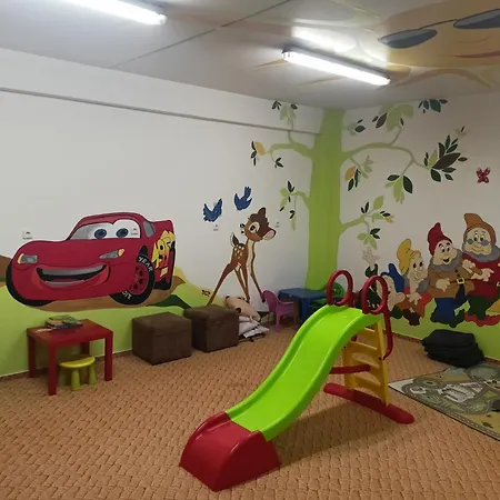 Paula Vel'ka Lomnica